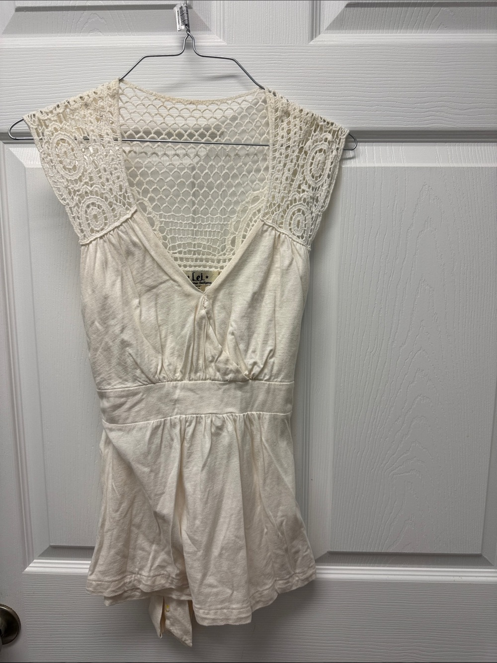 lei Cream Crochet Cap-Sleeve Peplum Top